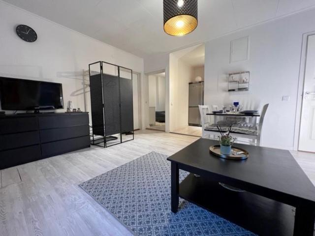 Apartament Fresh And Cozy Little House 45Km In Taby Sztokholm Zewnętrze zdjęcie